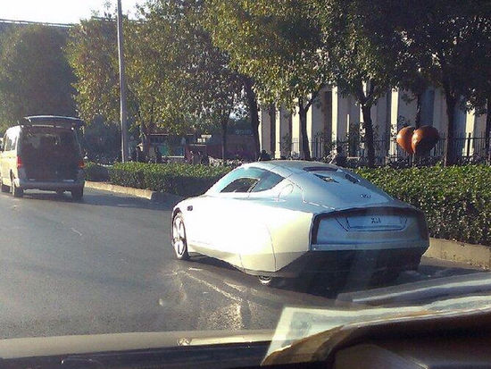 有望引入國(guó)内 大(dà)衆XL1車型現身北京街頭